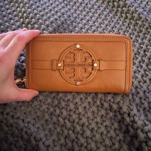 Tory Burch Wallet